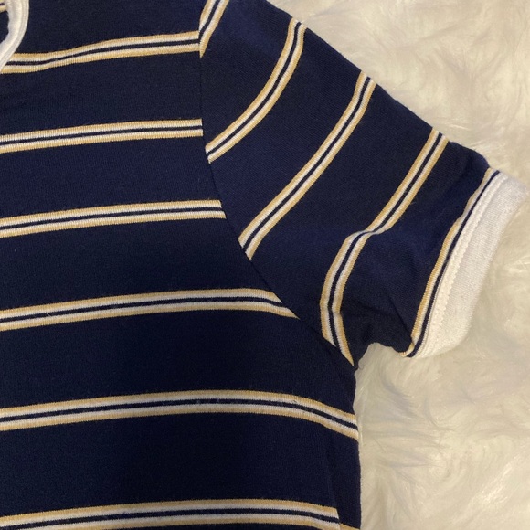 👚(bundle 4 items w/👚for $16) Striped top by So - Picture 4 of 7